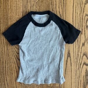 Gray and Black Short Sleeve Top